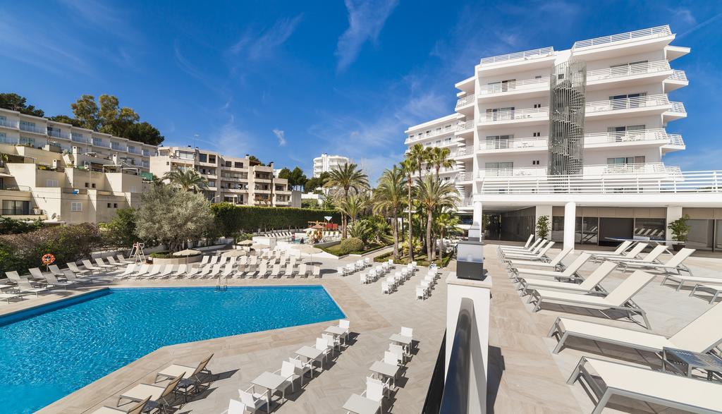 Globales Palmanova Hotel Buitenkant foto