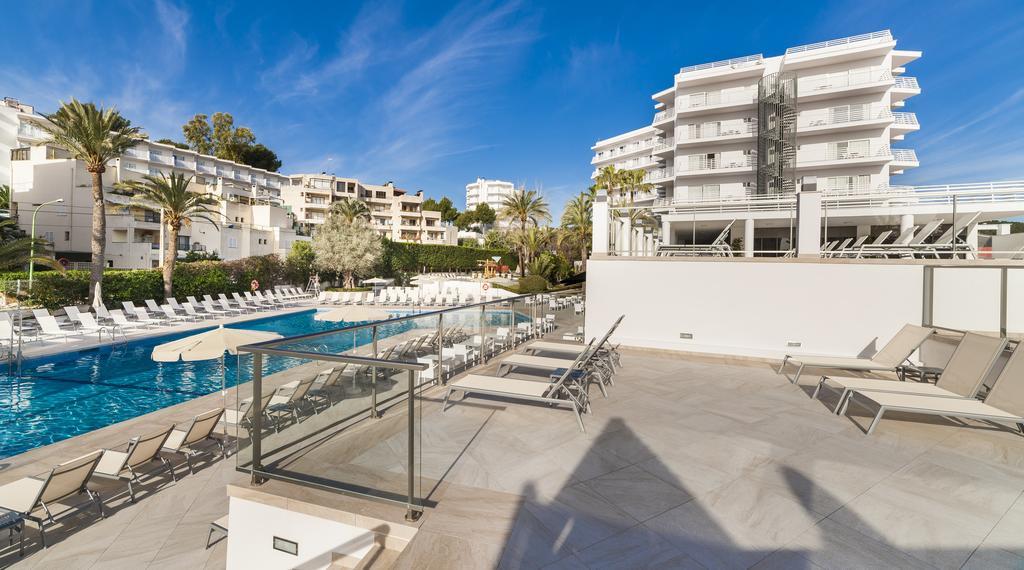 Globales Palmanova Hotel Buitenkant foto