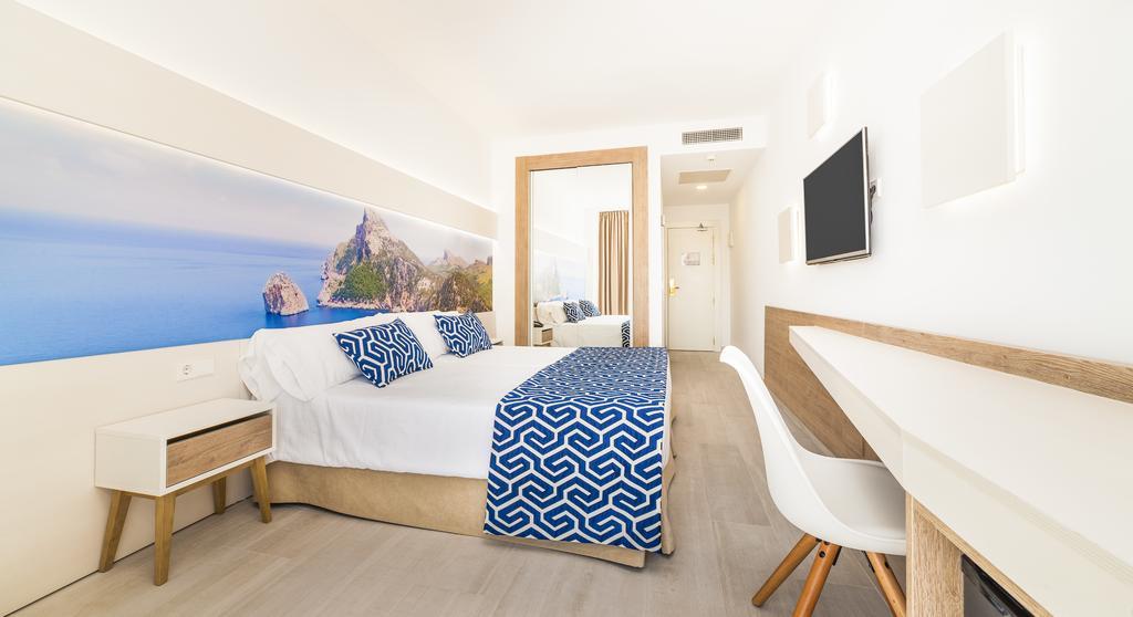 Globales Palmanova Hotel Buitenkant foto