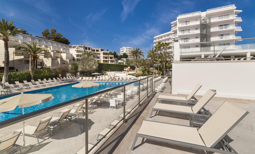 Globales Palmanova Hotel Buitenkant foto