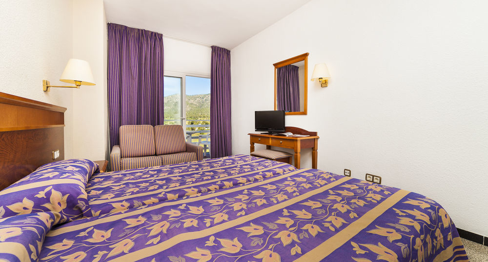 Globales Palmanova Hotel Buitenkant foto