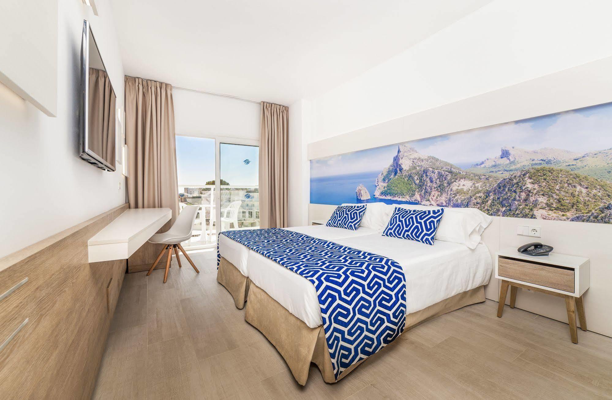 Globales Palmanova Hotel Buitenkant foto